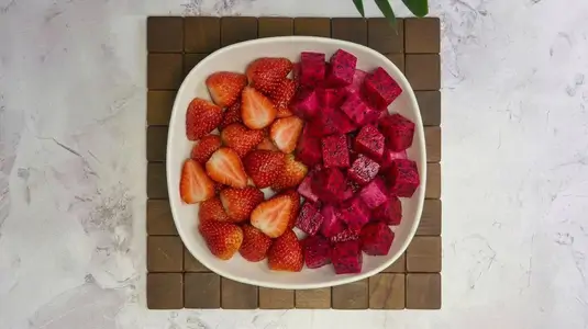 Strawberry + Dragon Fruit Red Bowl