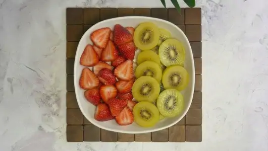 Strawberry + SunGold Kiwi Bowl